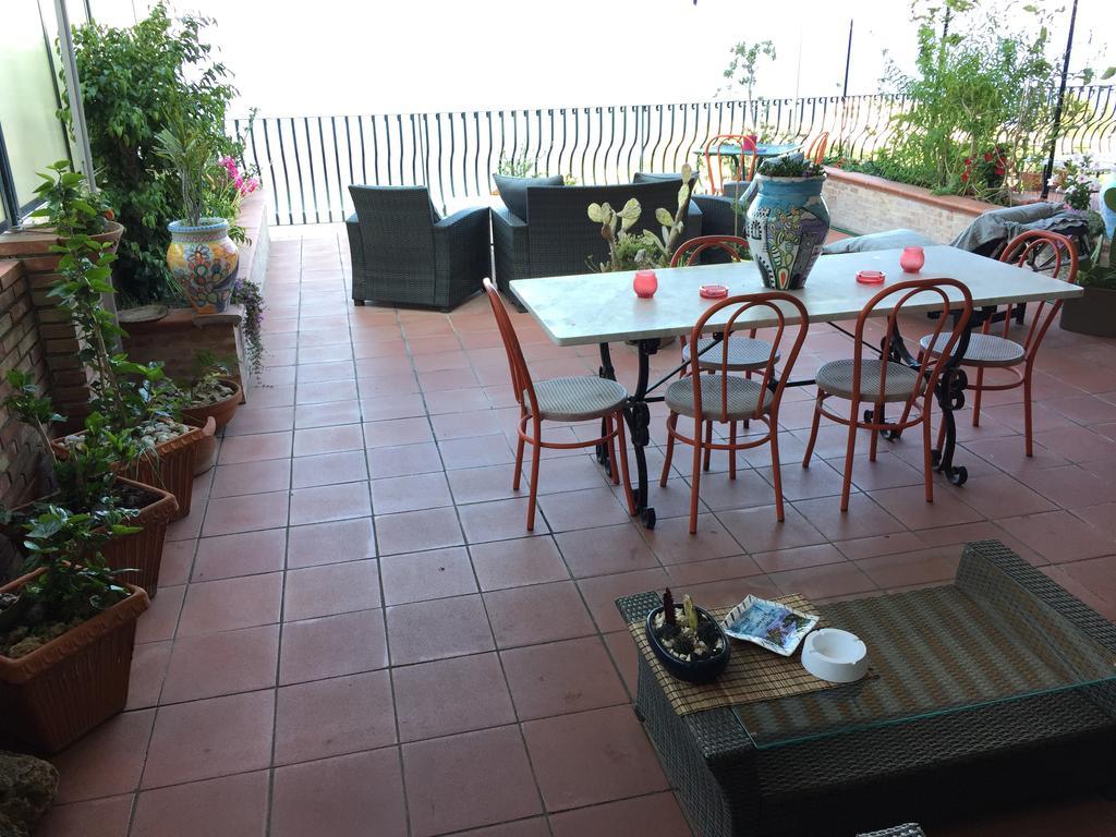 B&B La Terrazza Sul Mare Taormina Dış mekan fotoğraf
