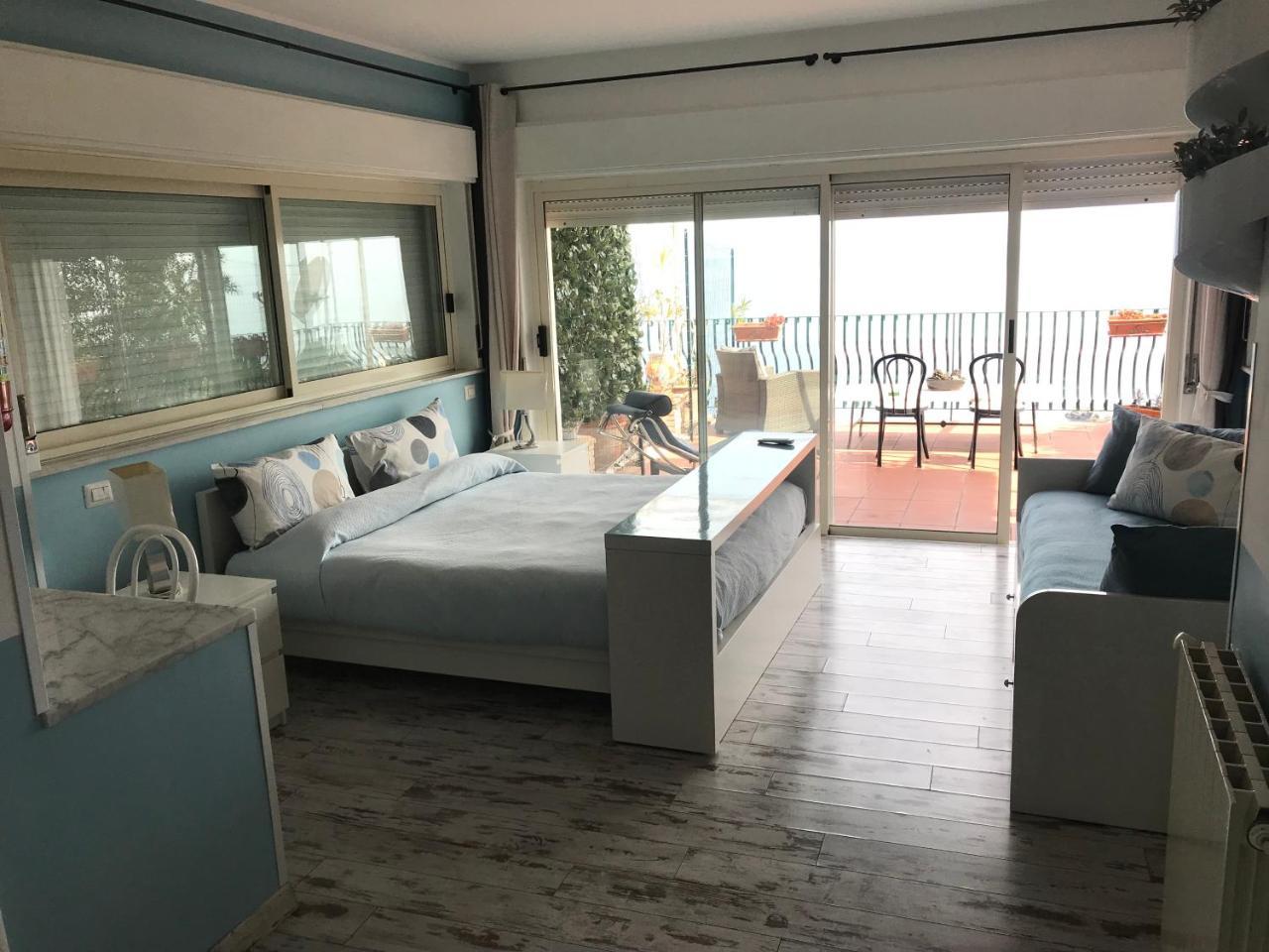 B&B La Terrazza Sul Mare Taormina Dış mekan fotoğraf