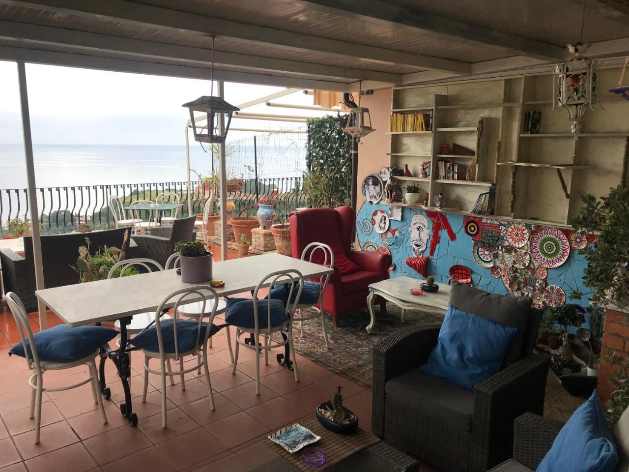 B&B La Terrazza Sul Mare Taormina Dış mekan fotoğraf